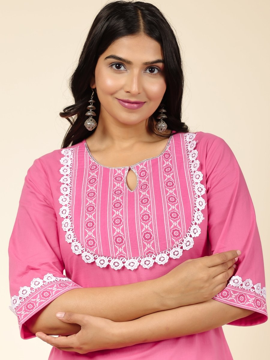 Aramya Straight Soft Cotton Solid Women's Kurta - Pink