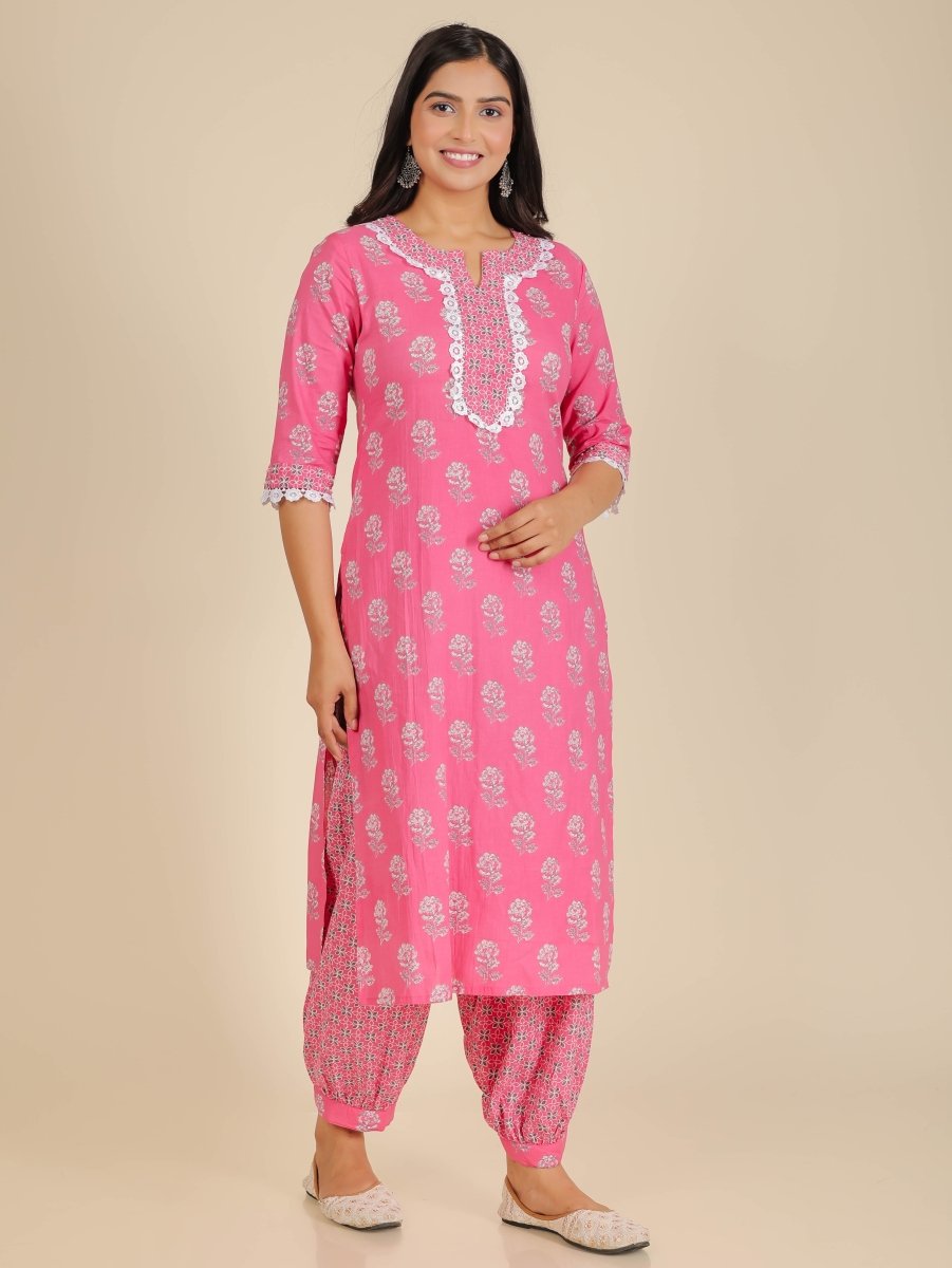 Aramya Straight Soft Cotton Floral Print Women's Kurta Set - Pink