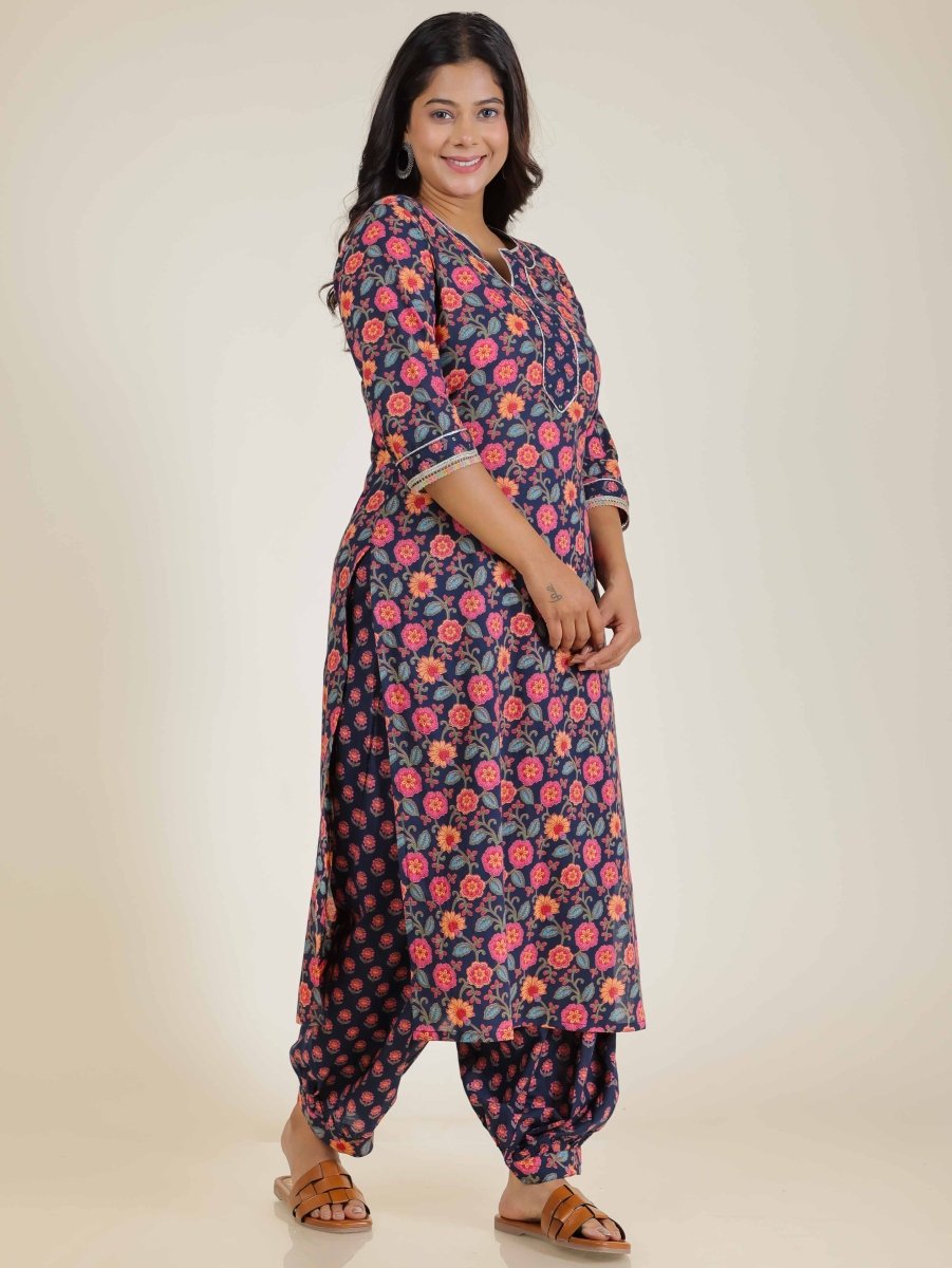 Aramya Straight Soft Cotton Floral Print Women's Kurta - Blue