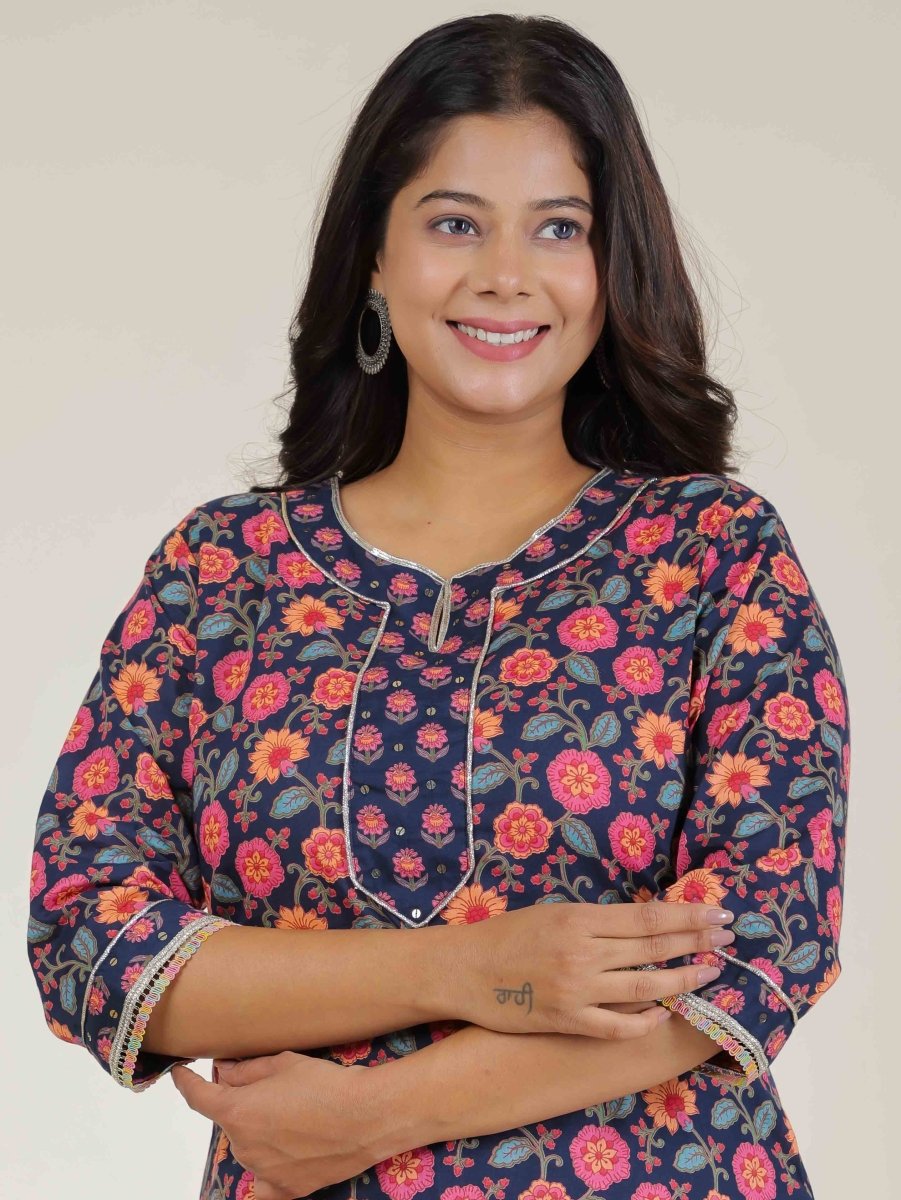 Aramya Straight Soft Cotton Floral Print Women's Kurta - Blue
