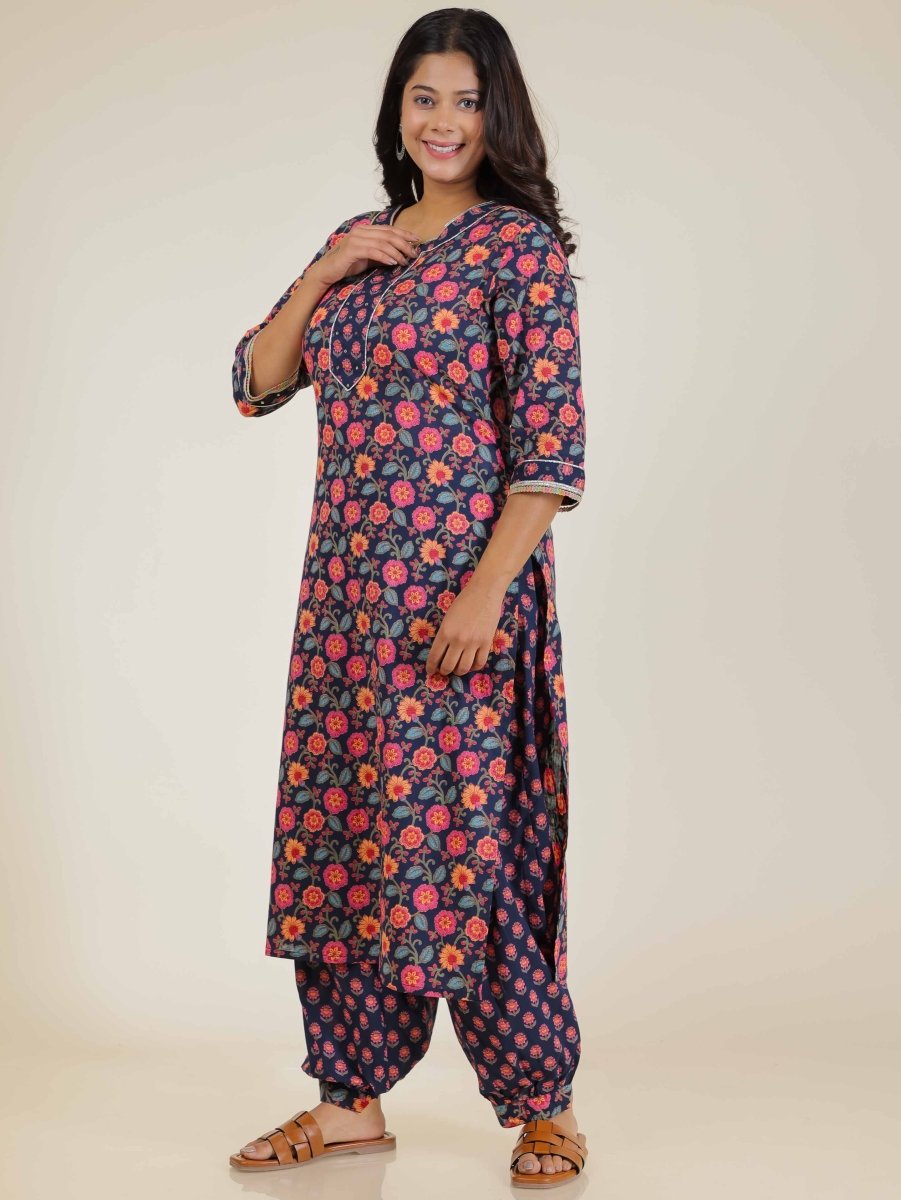 Aramya Straight Soft Cotton Floral Print Women's Kurta - Blue