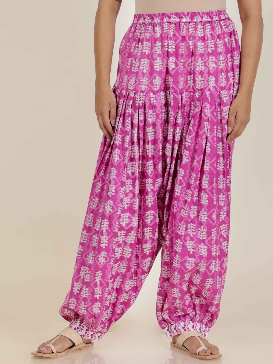 Aramya Straight Soft Cotton Abstract Print Women's Kurta Set - Pink