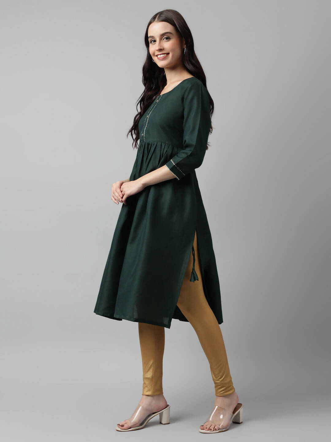 Green Poly Cotton Solid Nayra Cut Kurta - Tirtha