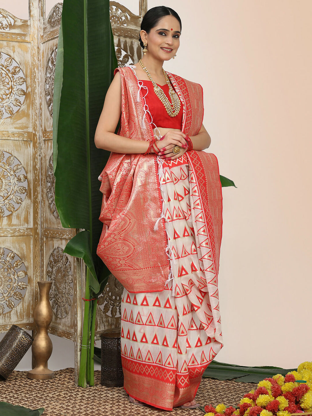 Shree Shyam Fashion Linen Cotton Red & White Saree