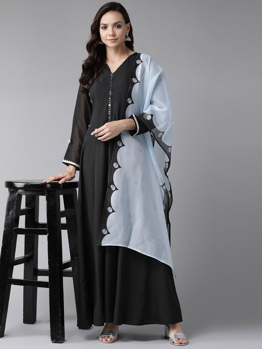 Ahalyaa Black Solid Maxi Dress With Dupatta