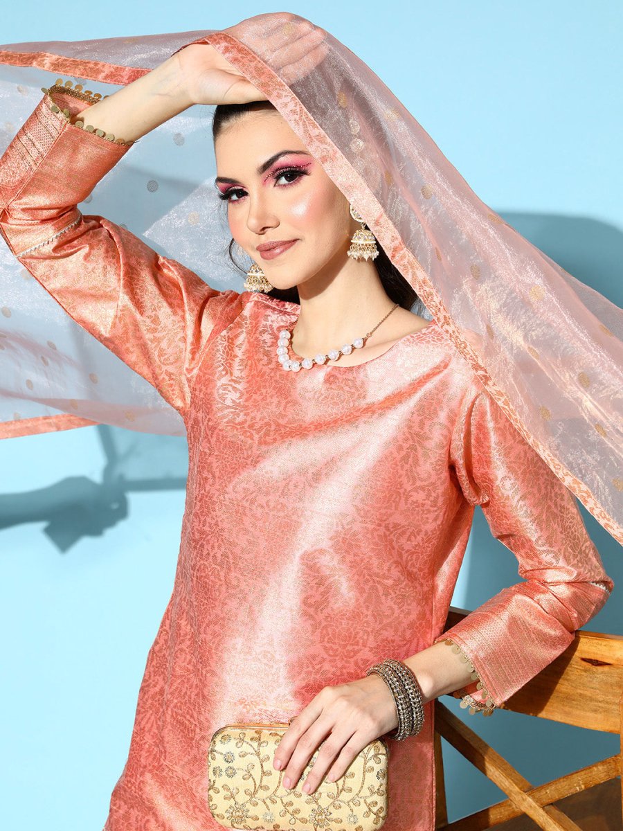 Ahalyaa Women Floral Poly-Silk Woven Metallic Kurta Set