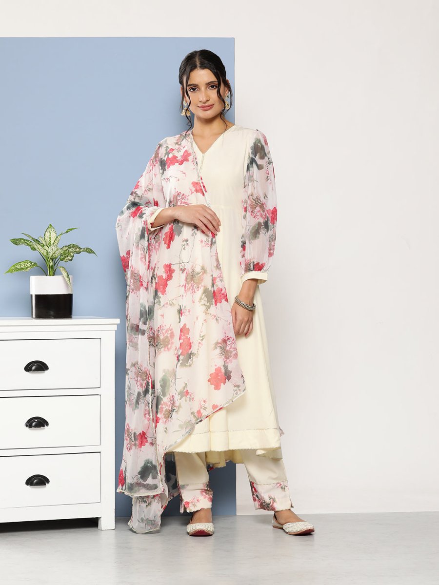 Ahalyaa Women Off White Floral Empire Gotta Patti Kurta with Trousers & With Dupatta