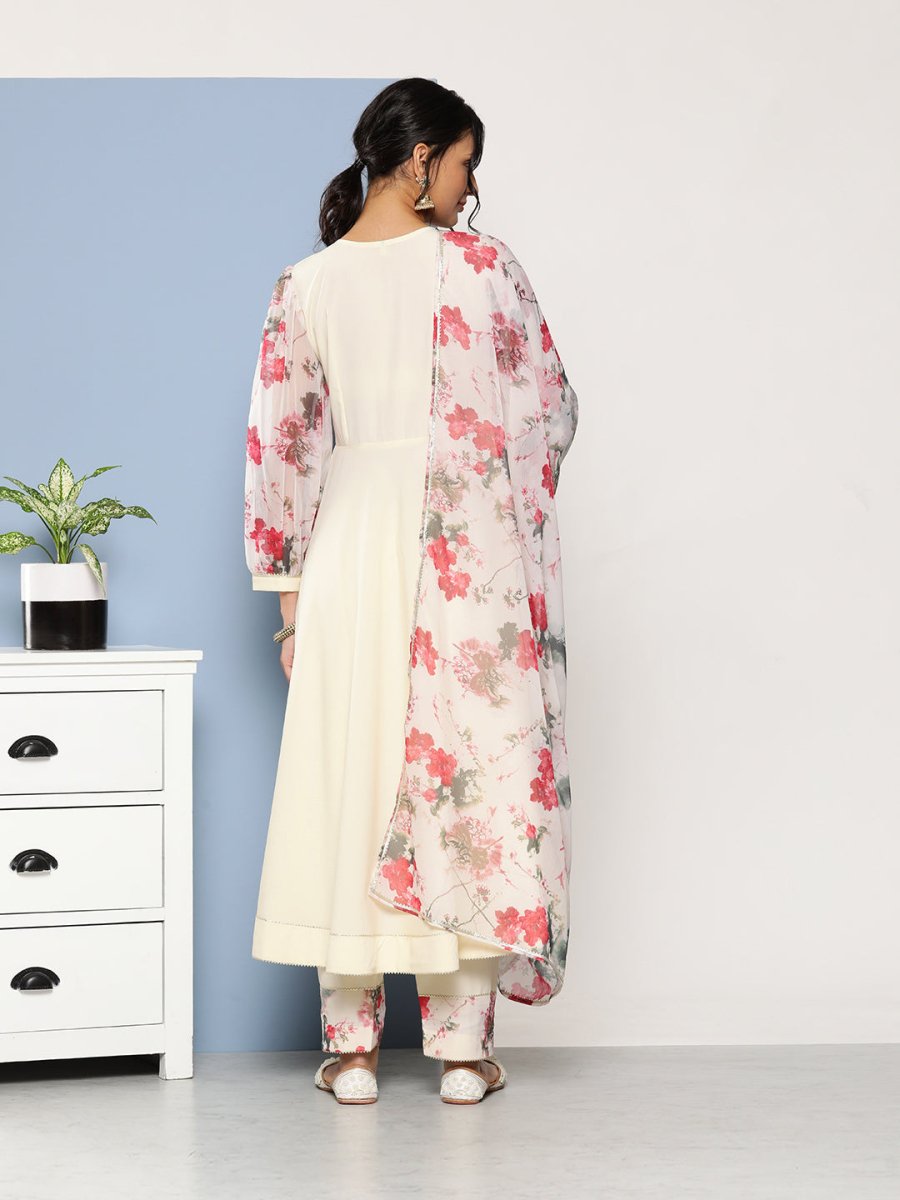 Ahalyaa Women Off White Floral Empire Gotta Patti Kurta with Trousers & With Dupatta