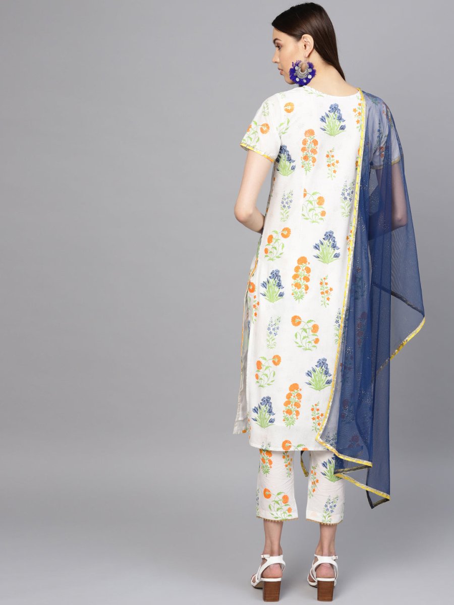 Ahalyaa Women Off white Printed Beautiful Kurta Set