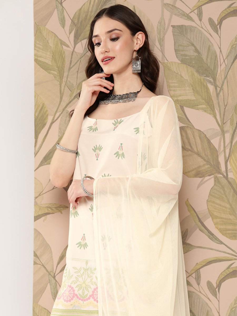 Ahalyaa Women Floral Printed Regular Kurti with Sharara & With Dupatta