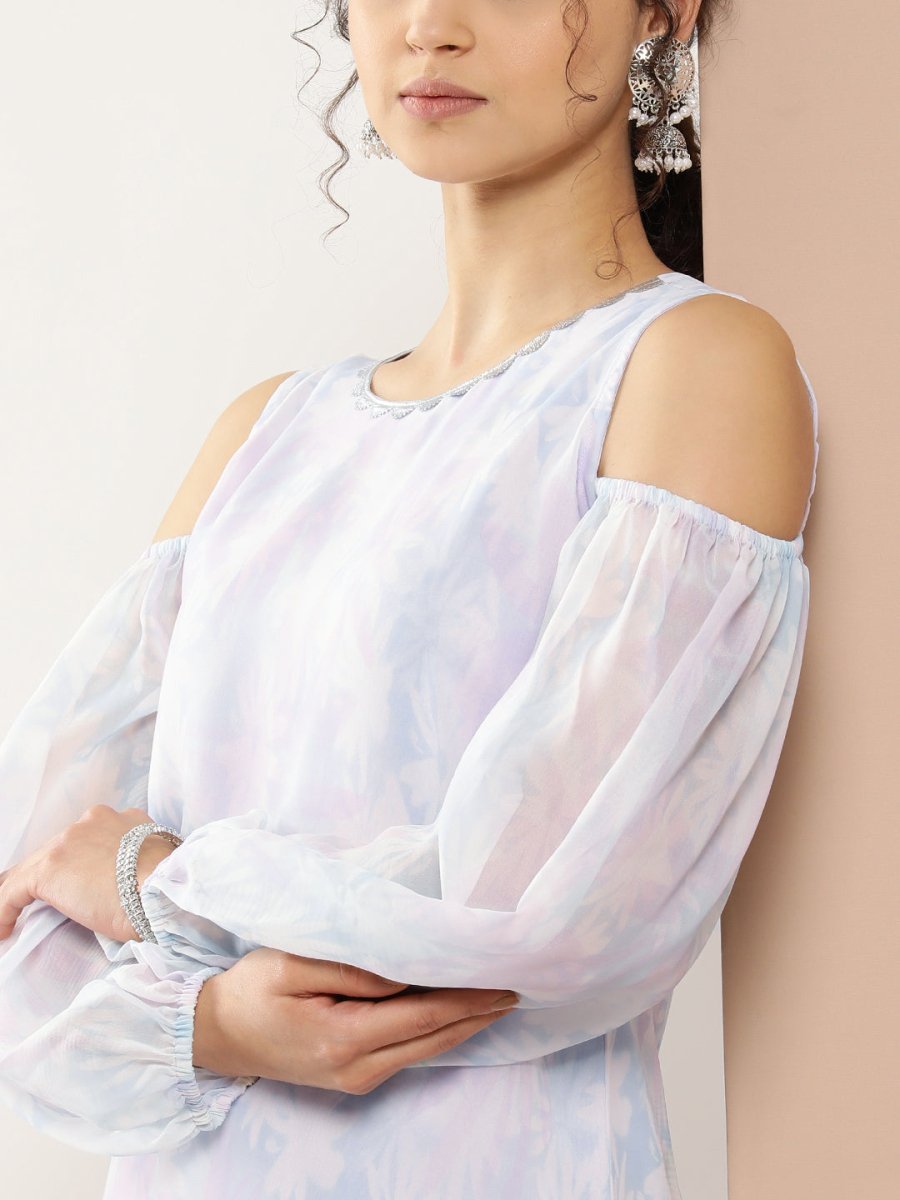 Ahalyaa Women Blue & White Floral Printed Cold-Shoulder Sleeves Gotta Patti Georgette Kurta