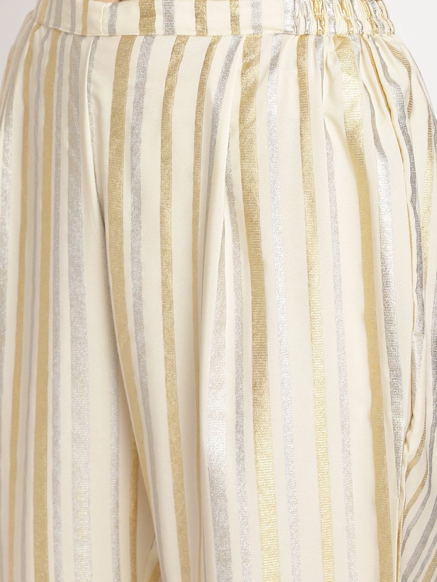 Ahalyaa Off White Layered Kurta with Trousers