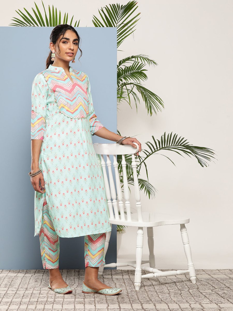 Ahalyaa Women Turquoise Blue Printed Gotta Patti Kurta with Trousers