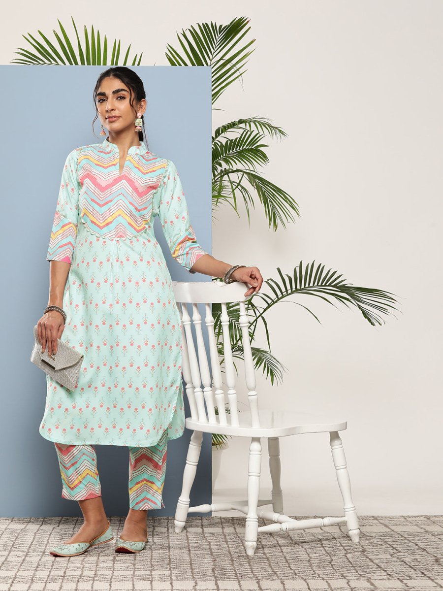 Ahalyaa Women Turquoise Blue Printed Gotta Patti Kurta with Trousers