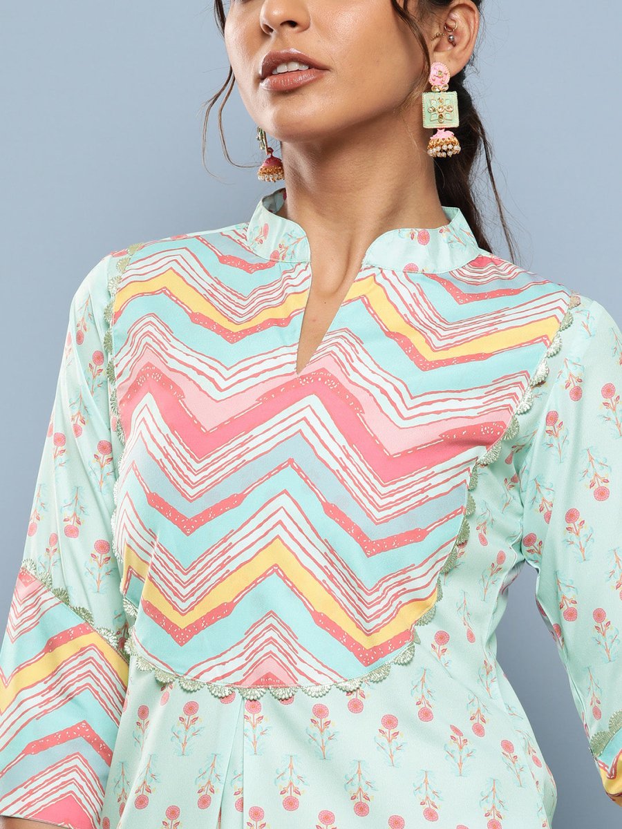 Ahalyaa Women Turquoise Blue Printed Gotta Patti Kurta with Trousers
