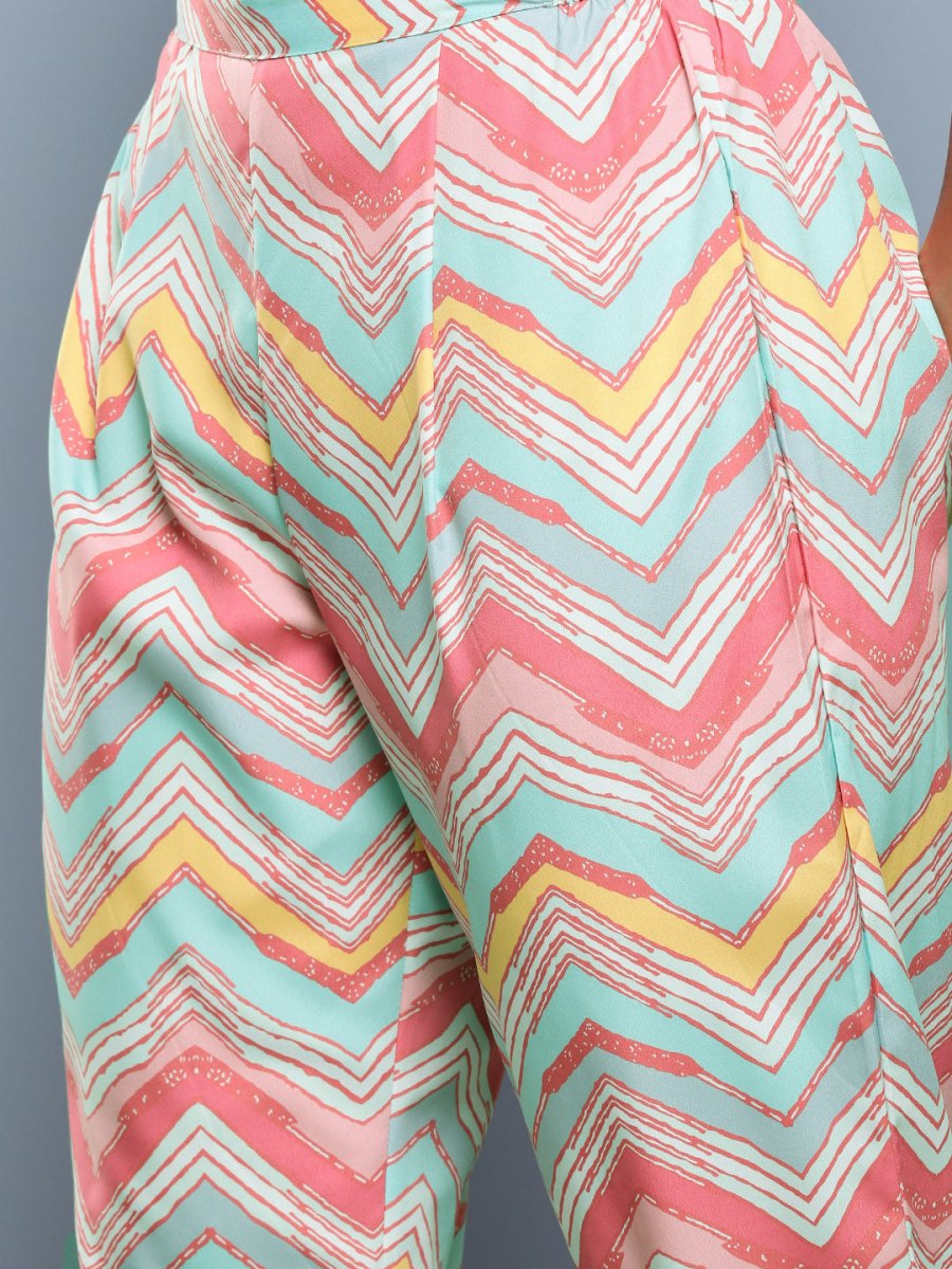 Ahalyaa Women Turquoise Blue Printed Gotta Patti Kurta with Trousers