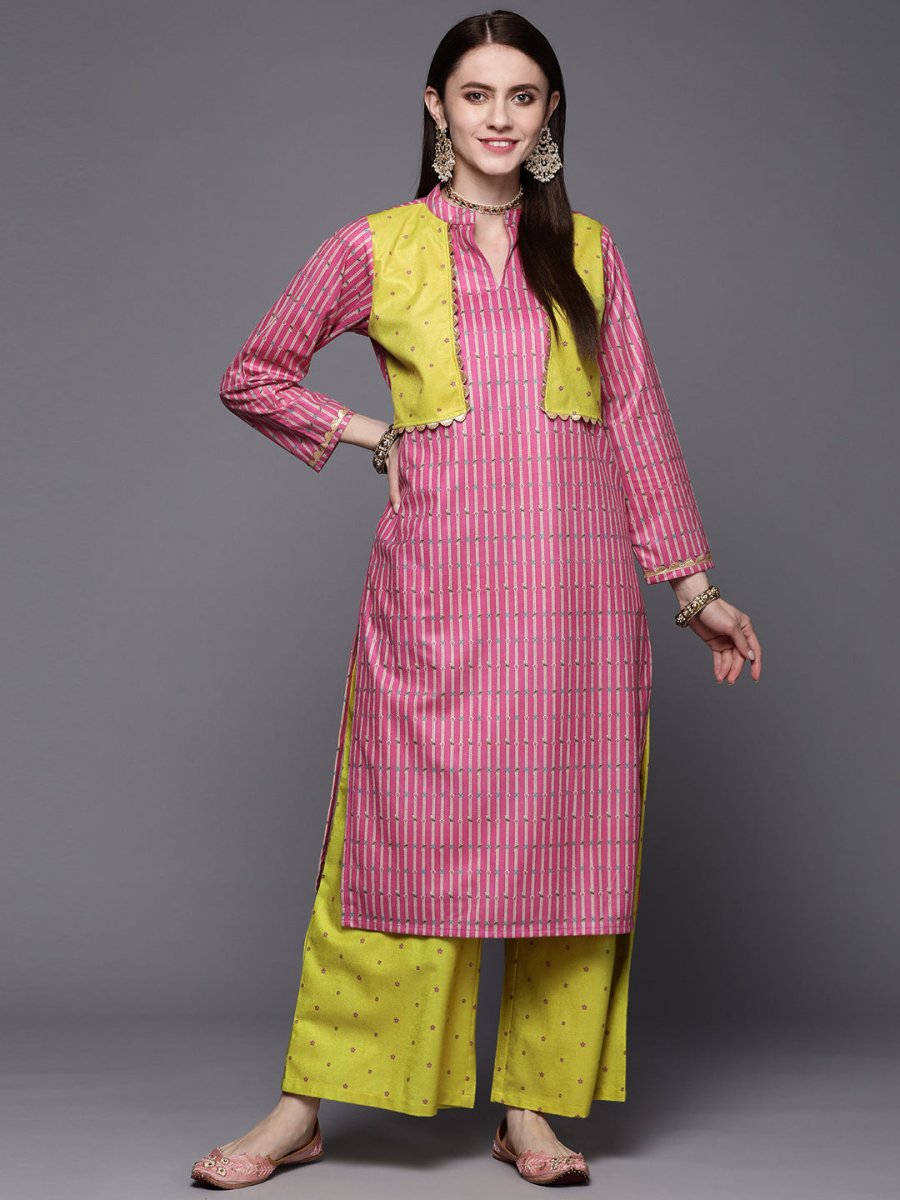 Ahalyaa Women Pink Velvet Kurta with Palazzo