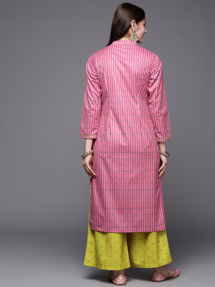 Ahalyaa Women Pink Velvet Kurta with Palazzo