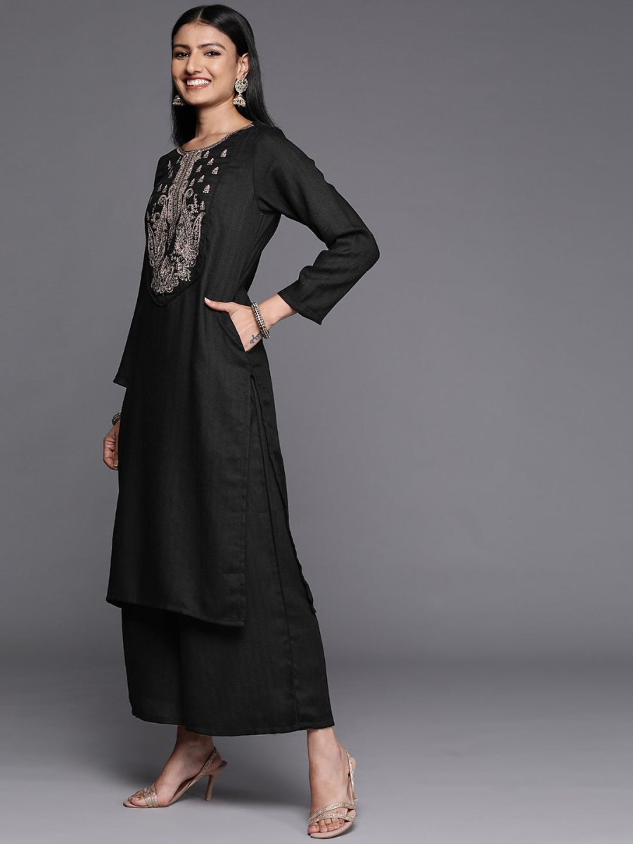 Ahalyaa Women Black Embroidered Aari Work Pashmina Kurta With Palazzos