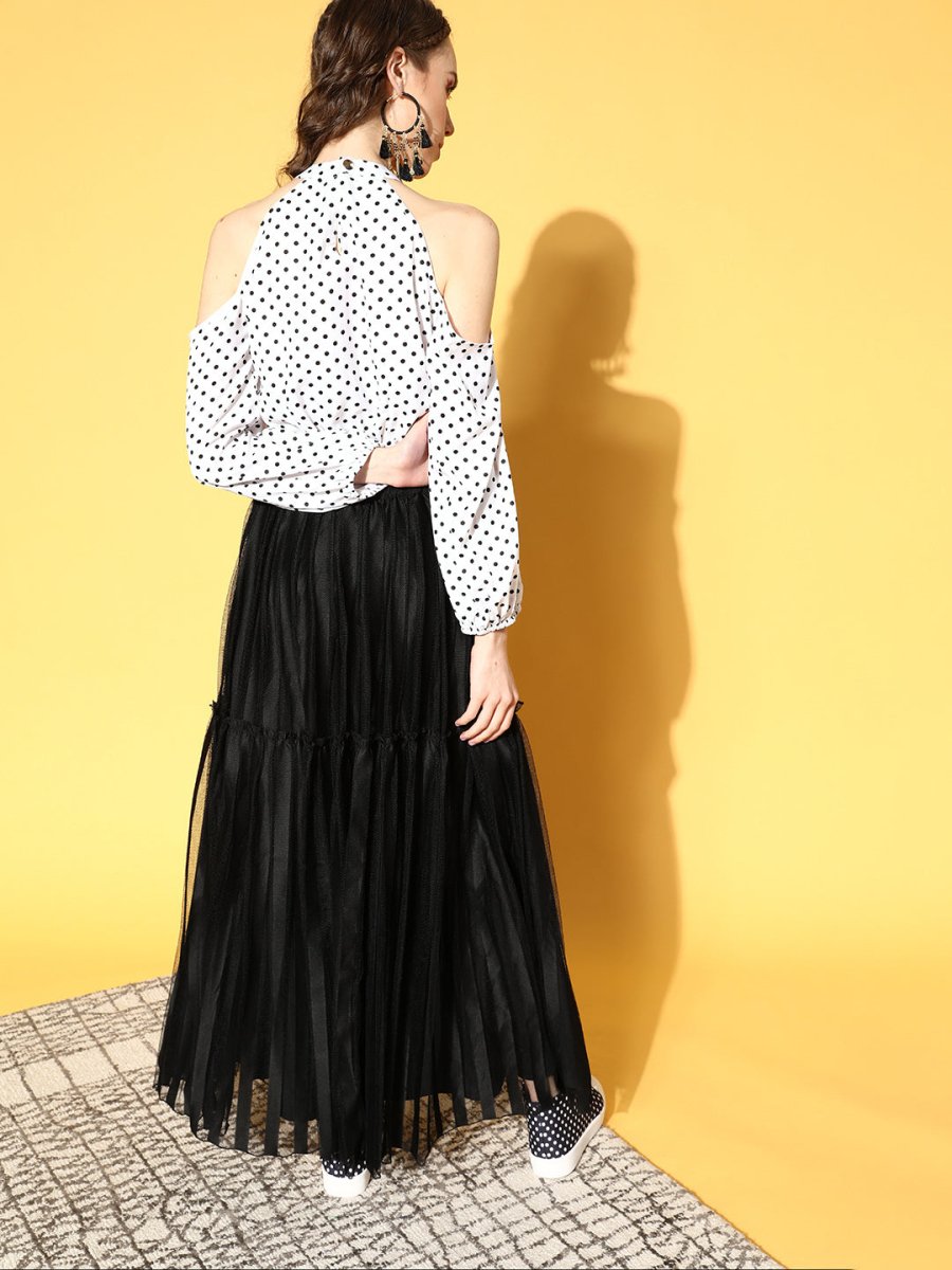 Ahalyaa Women White & Black Printed Top & Skirt