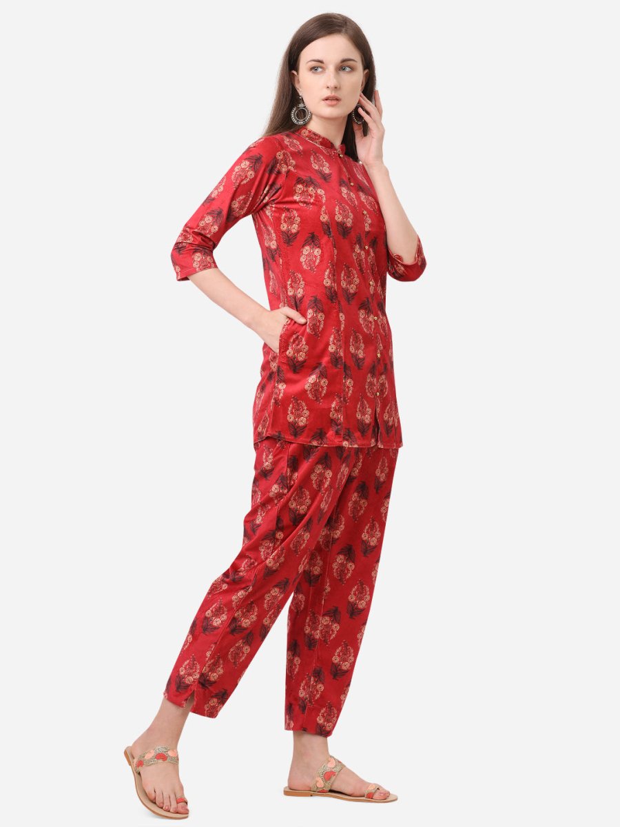 Ahalyaa Women Red Printed Velvet Kurti with Pyjamas