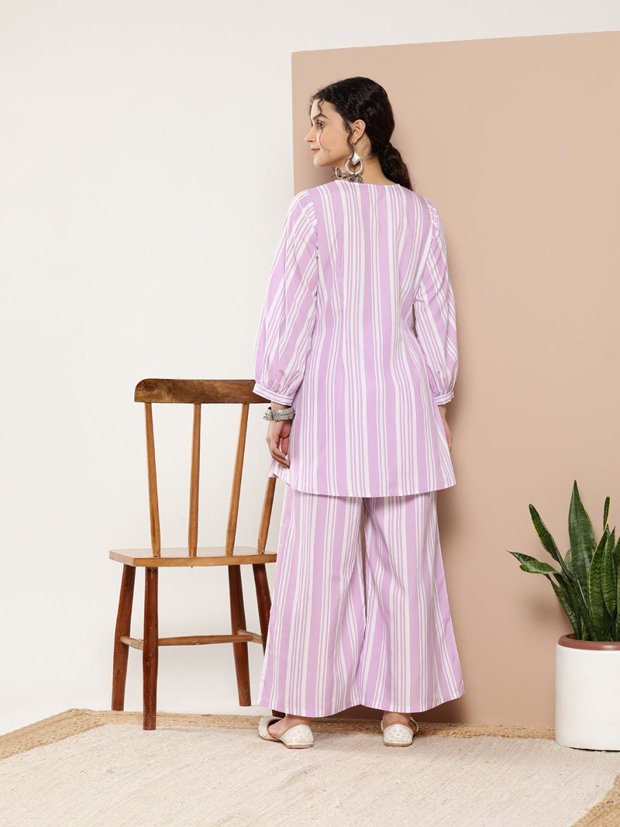 Ahalyaa Women Striped Crepe Co-Ords