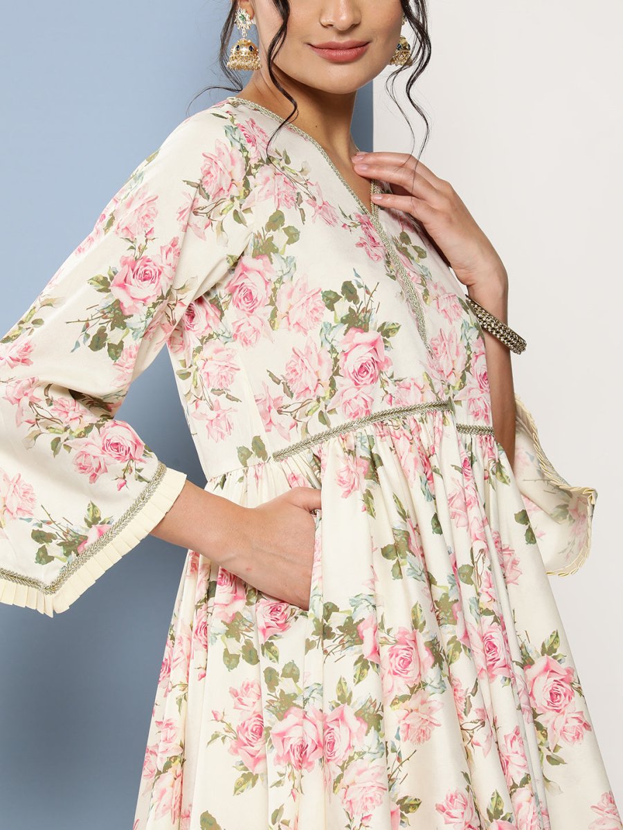 Ahalyaa Women Floral Print Crepe Co-Ords