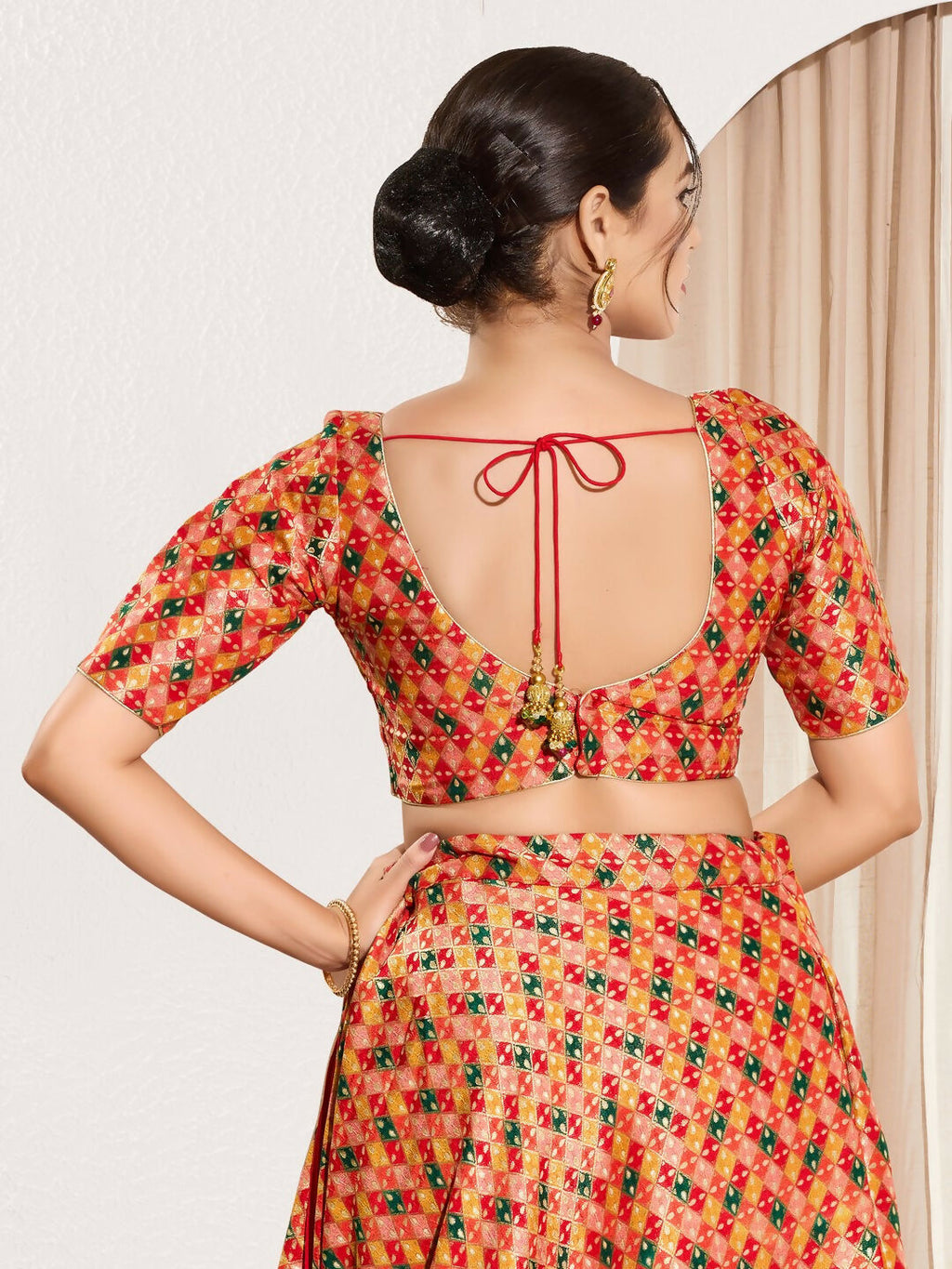 Joban Fashion Red Jacquard Padded Blouse With Round Neck Elbow Sleeves