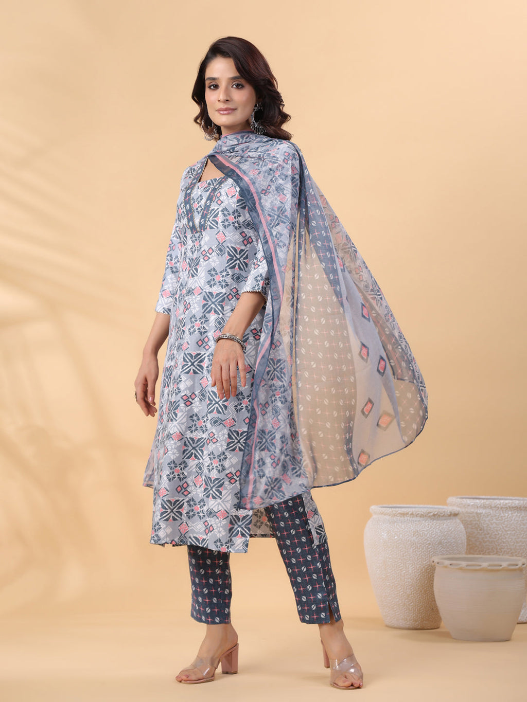 Janasya Regular Biscuit Slub Grey Gemometric Square Neck Kurta,Bottom & Dupatta