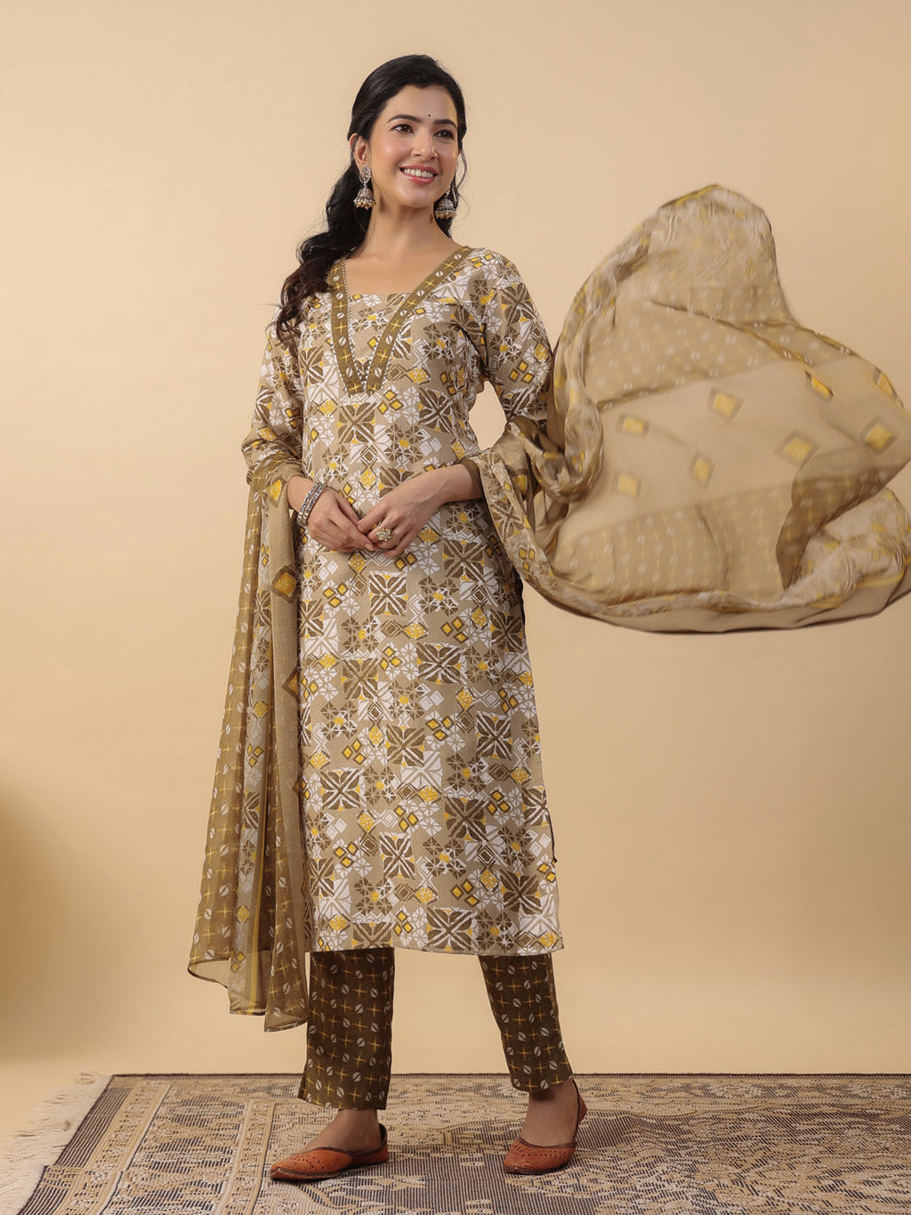 Janasya Regular Biscuit Slub Beige Gemometric Square Neck Kurta,Bottom & Dupatta