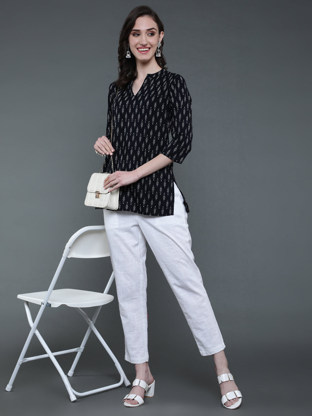 Antaran Black Pure Cotton Geometric Printed Tunic