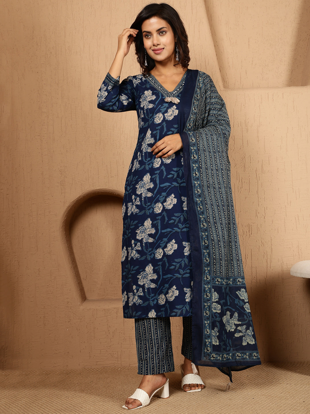 Antaran Blue Pure Cotton Embellished Kurta Pant & Dupatta Set