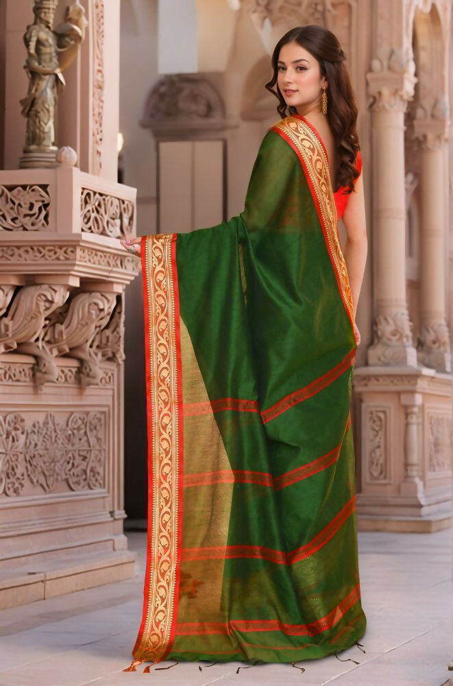 Joban Fashion Women Green & Red Trendy Cotton Saree