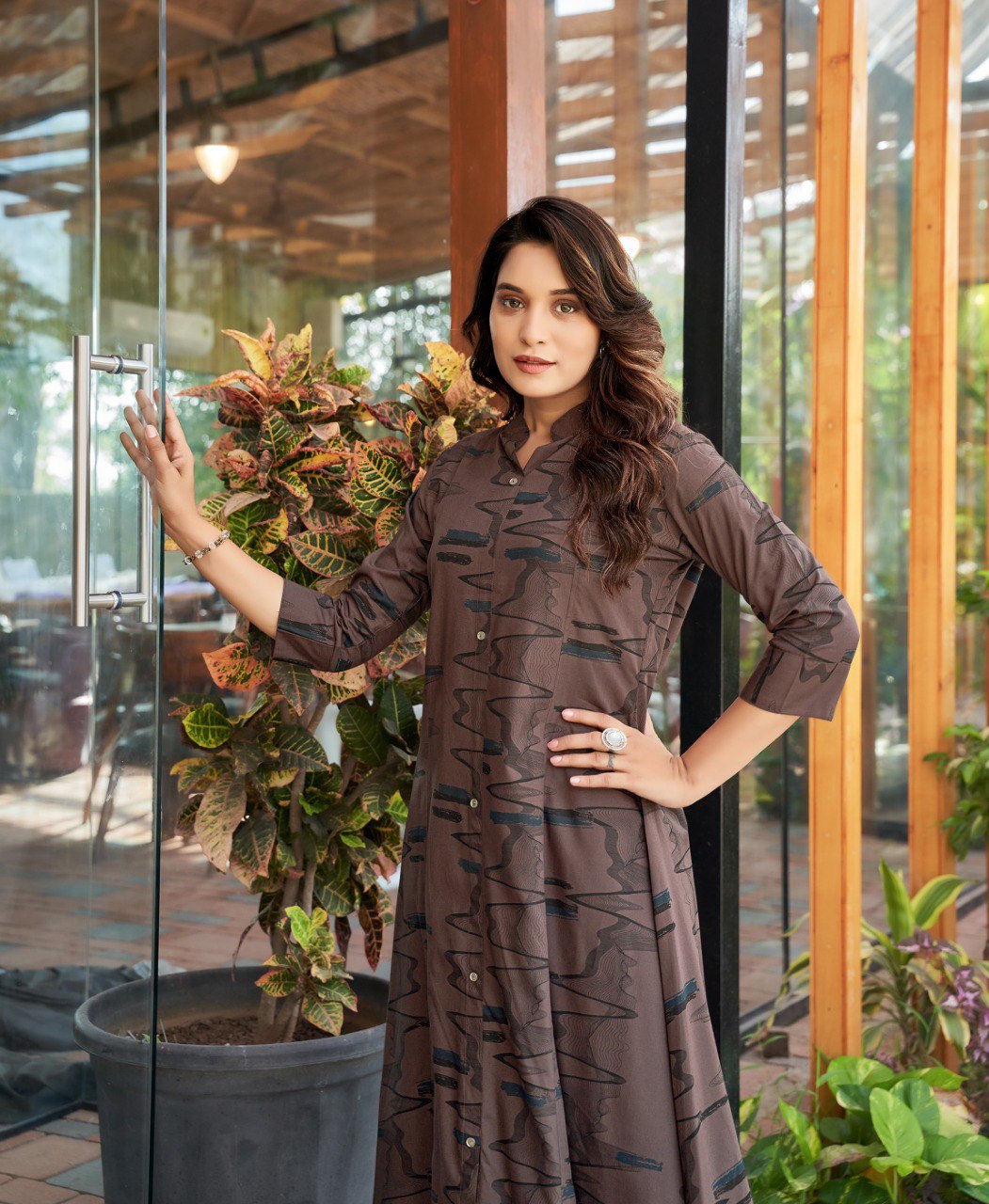 Prazu Fashion Brown Reyon Cotton Print Kurti With Pant