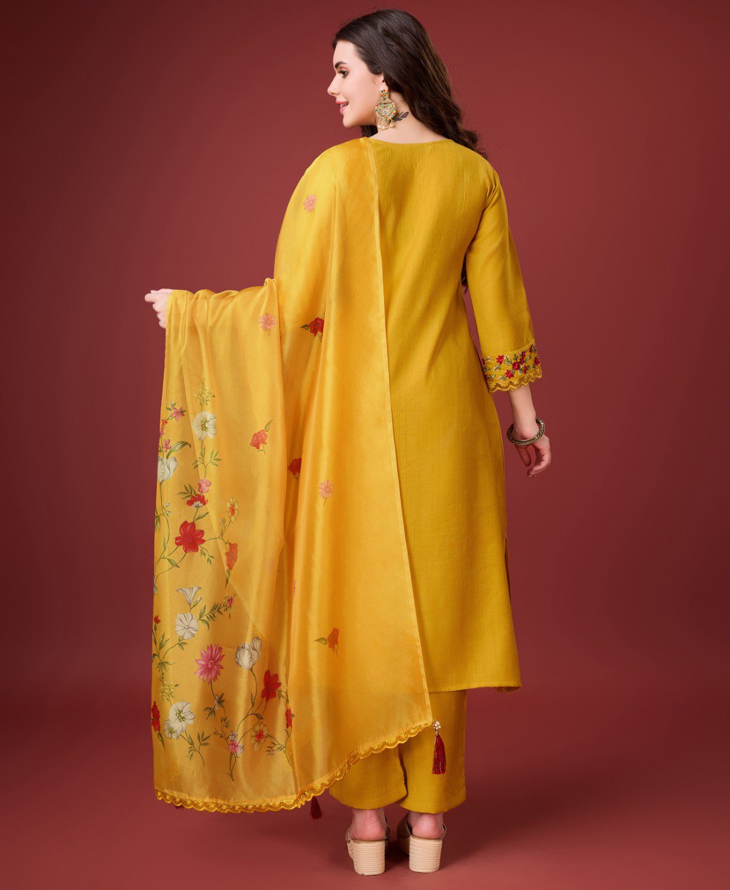 Prazu Fashion Yellow Viscose Silk Embroidered Kurta Set