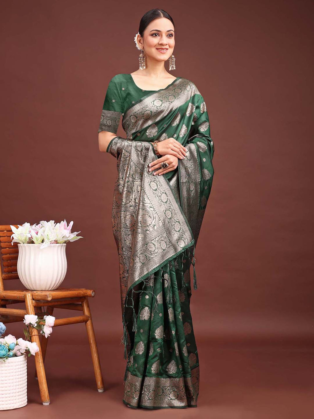 Shree Shyam Fashion Dark Green Banarasi Silk Saree with Zari Weaving - A Timeless Tale of Elegance
