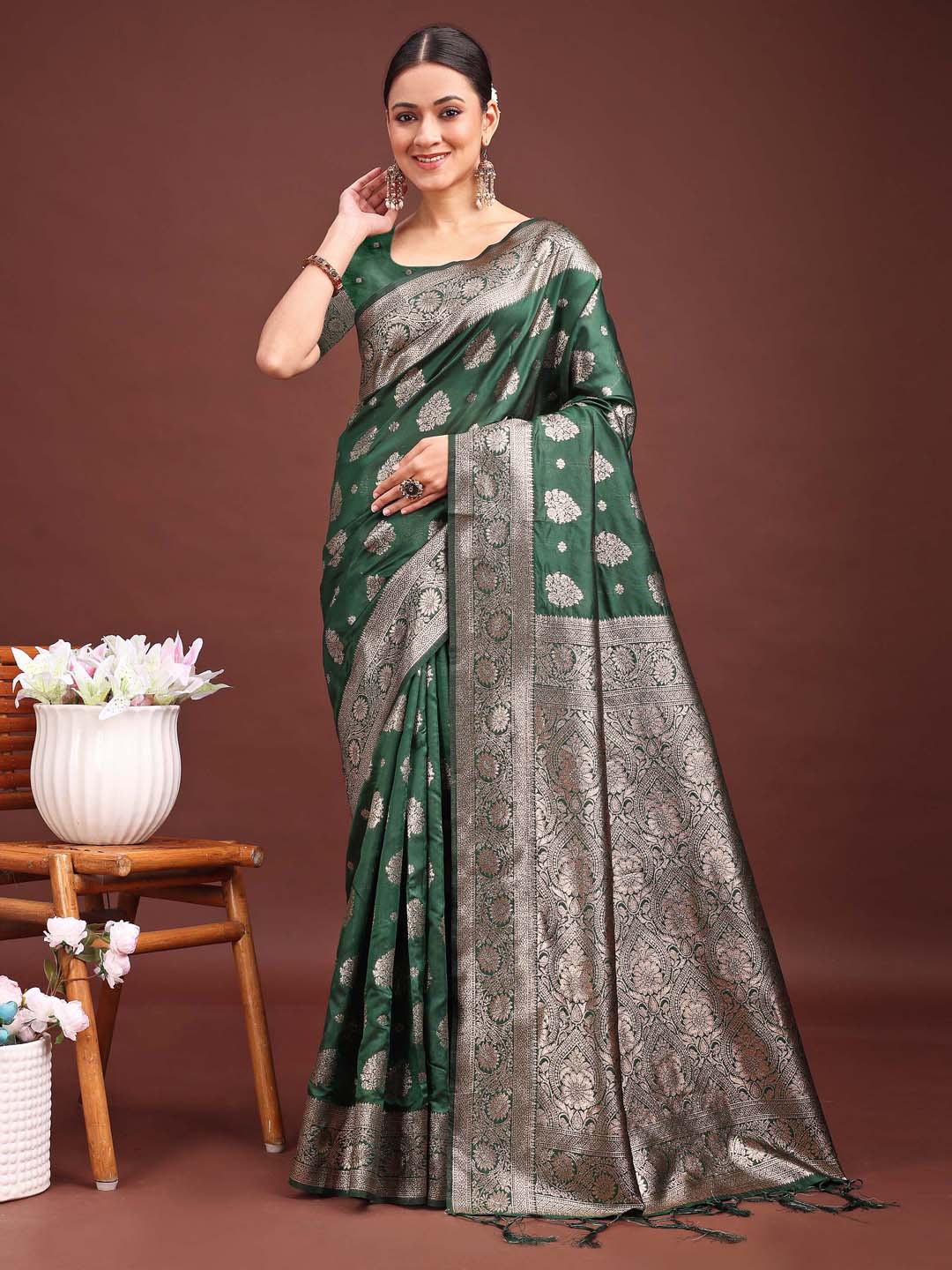 Shree Shyam Fashion Dark Green Banarasi Silk Saree with Zari Weaving - A Timeless Tale of Elegance