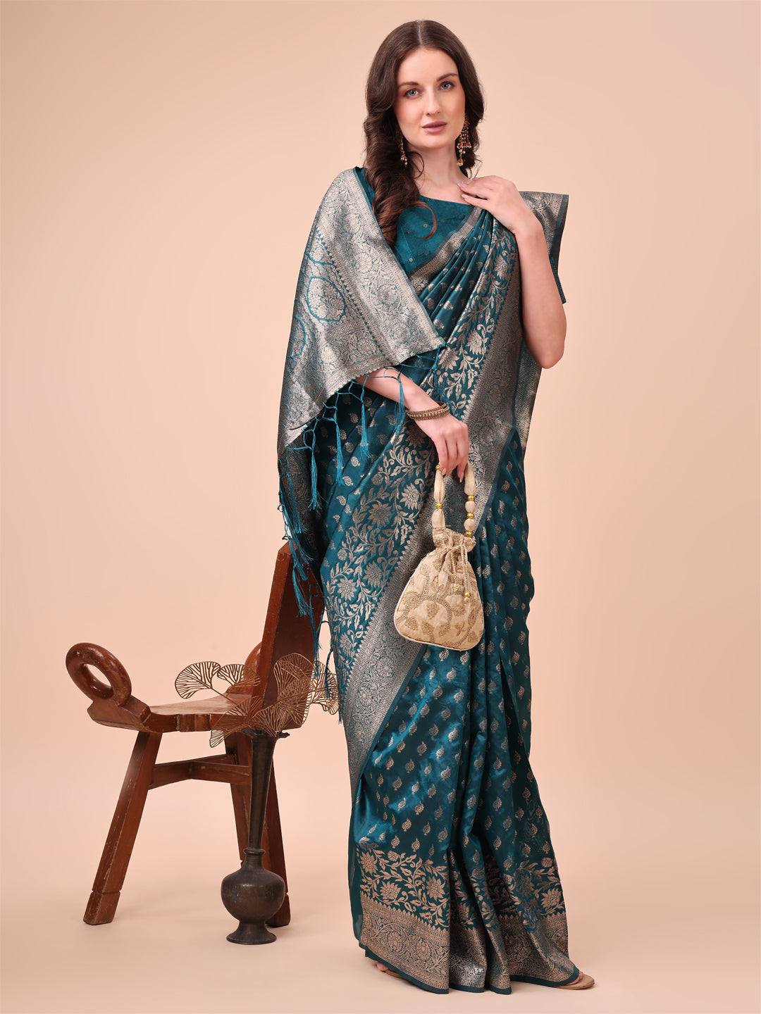 Shree Shyam Fashion Magenta Banarasi Silk Saree with Silver Zari Woven Pallu & Border - Wedding & Festive Wear Elegance