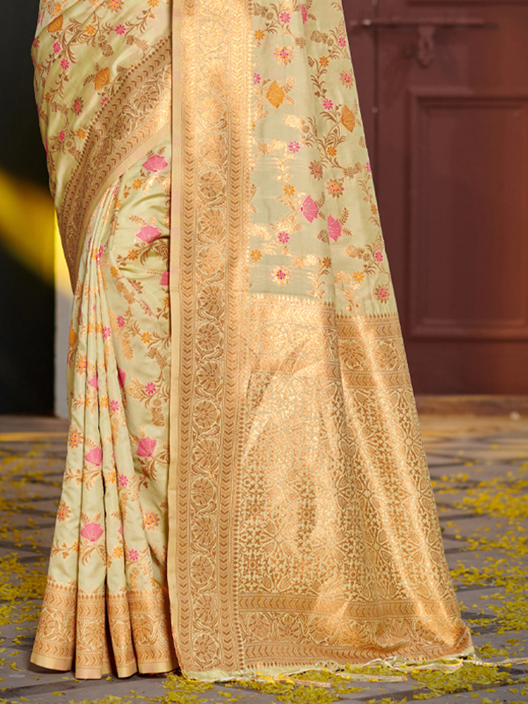 Shree Shyam Fashion Graceful Light Green Banarasi Silk Saree with Golden Zari Woven Border & Floral Jaal - Wedding & Festive Wear