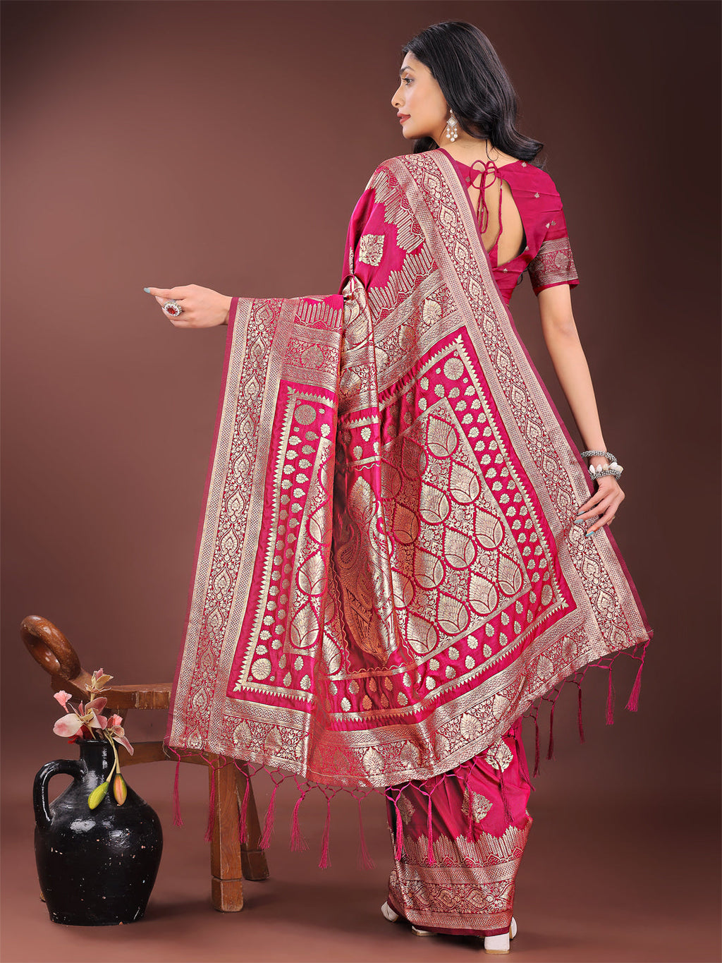 Shree Shyam Fashion Graceful Magenta Banarasi Silk Saree with Silver Zari - Perfect Ethnic Wear for Weddings & Festive Moments