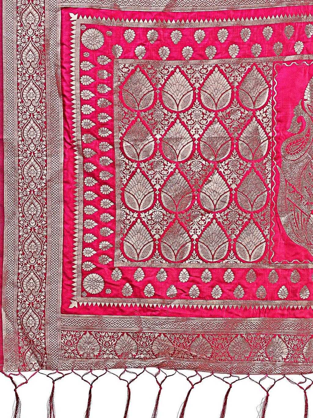 Shree Shyam Fashion Graceful Magenta Banarasi Silk Saree with Silver Zari - Perfect Ethnic Wear for Weddings & Festive Moments