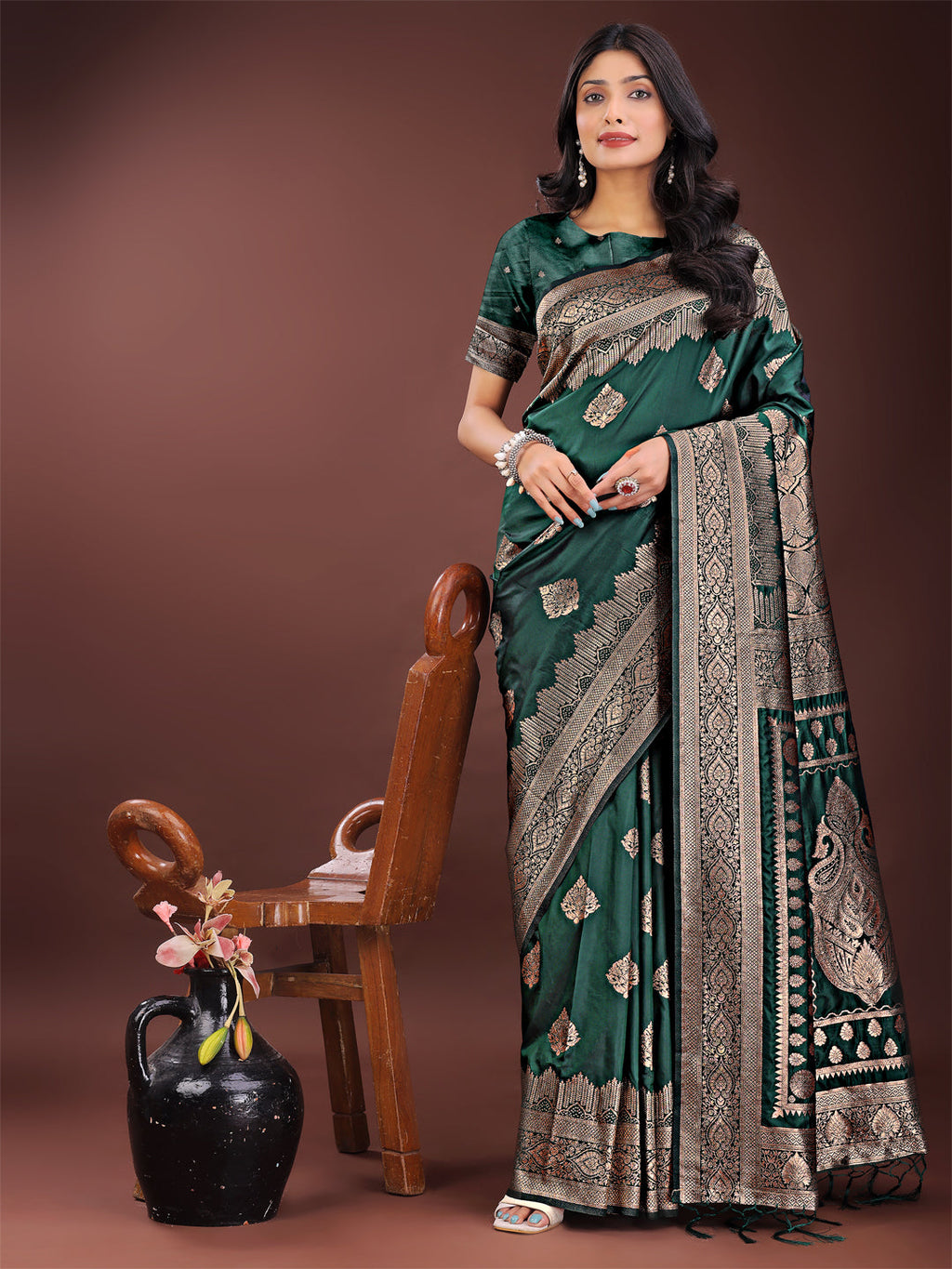 Shree Shyam Fashion Graceful Green Banarasi Silk Saree with Silver Zari - Perfect Ethnic Wear for Weddings & Festive Moments