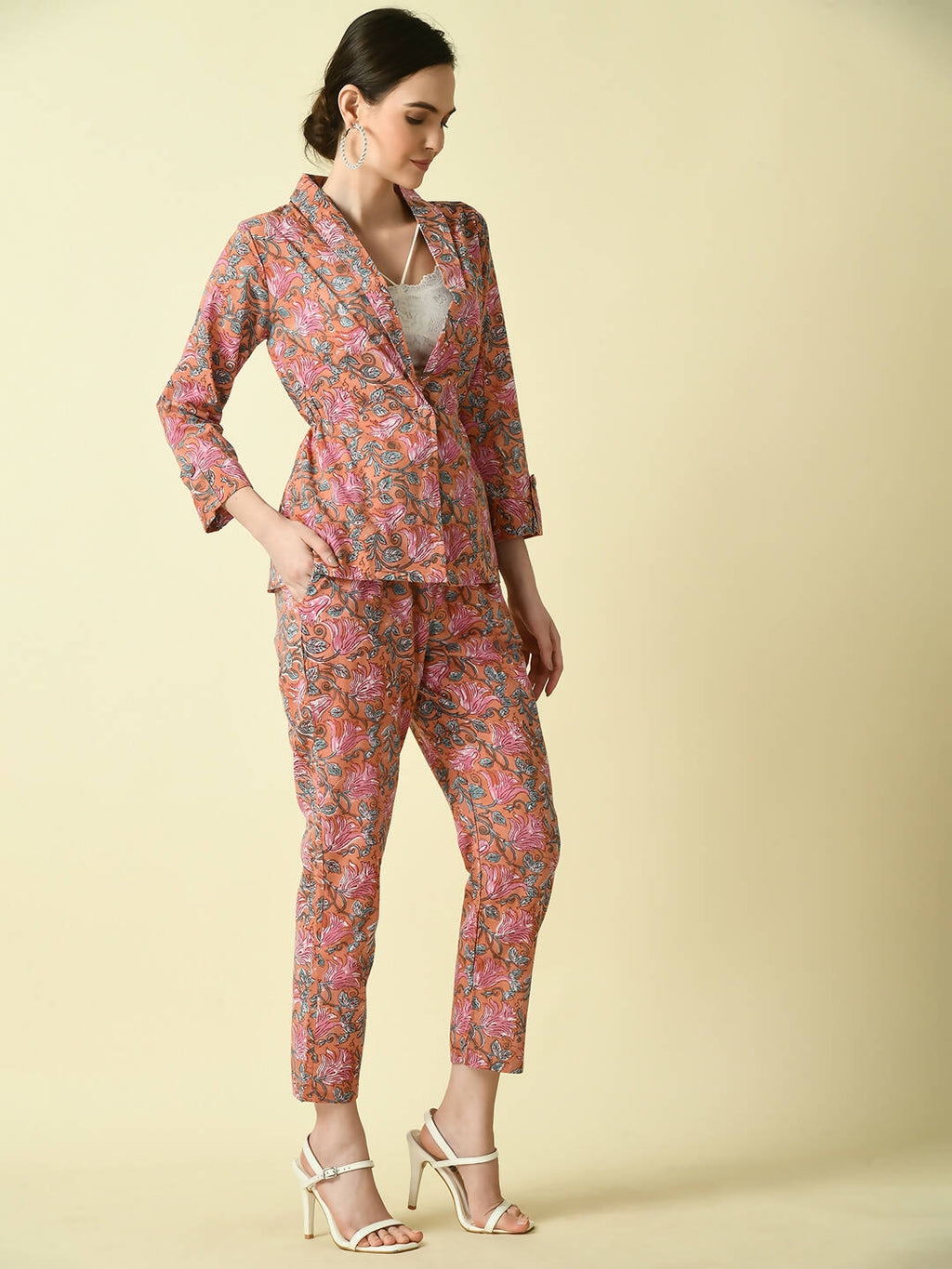 Myshka Women's Multi Shawl Neck Coat With Trousers