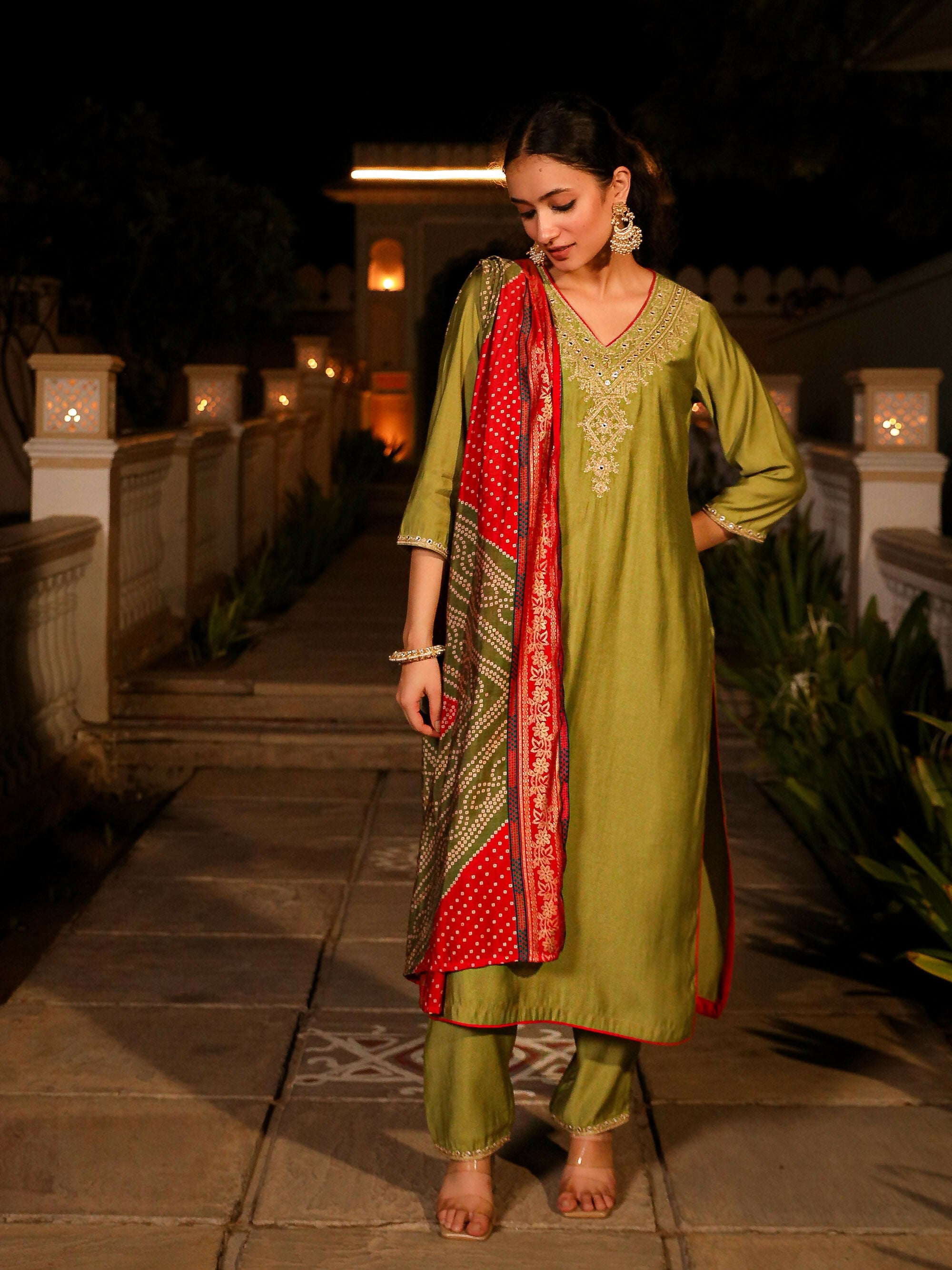 Juniper Women's The Swarn Green Zari Embroidered Viscose Kurta Pant And Dupatta With Mirror Work