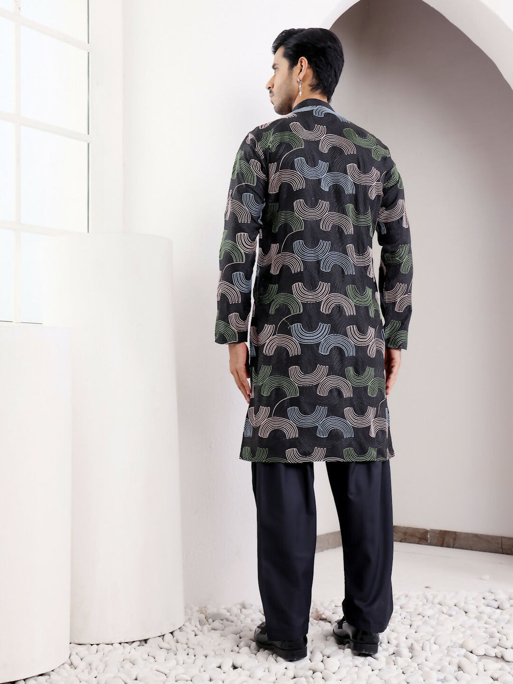 Black Linen Designer Embroidery Work Men's Rajwadi Kurta Set - Mahotsav