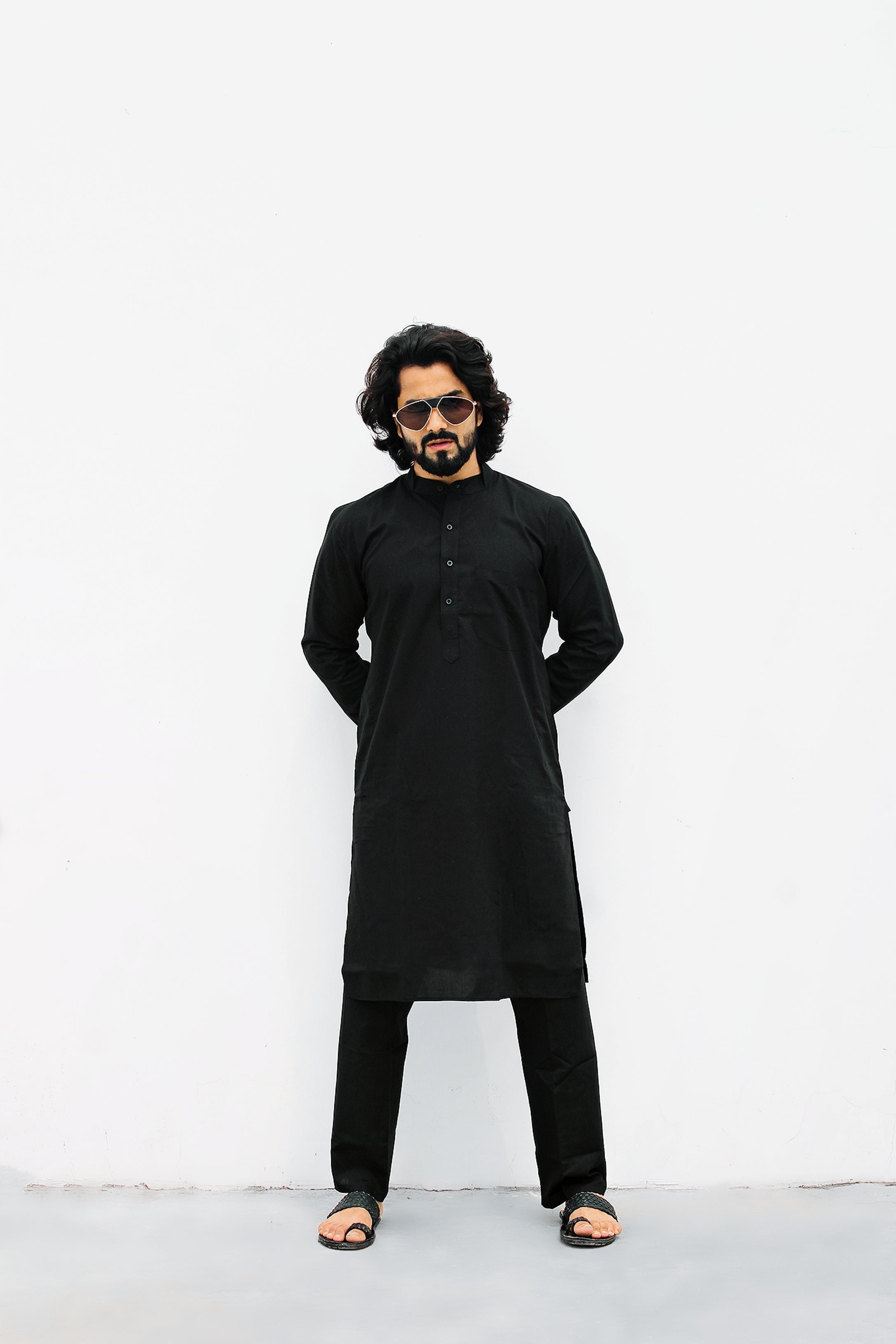 Jompers Men's Black Solid Cotton Kurta Only
