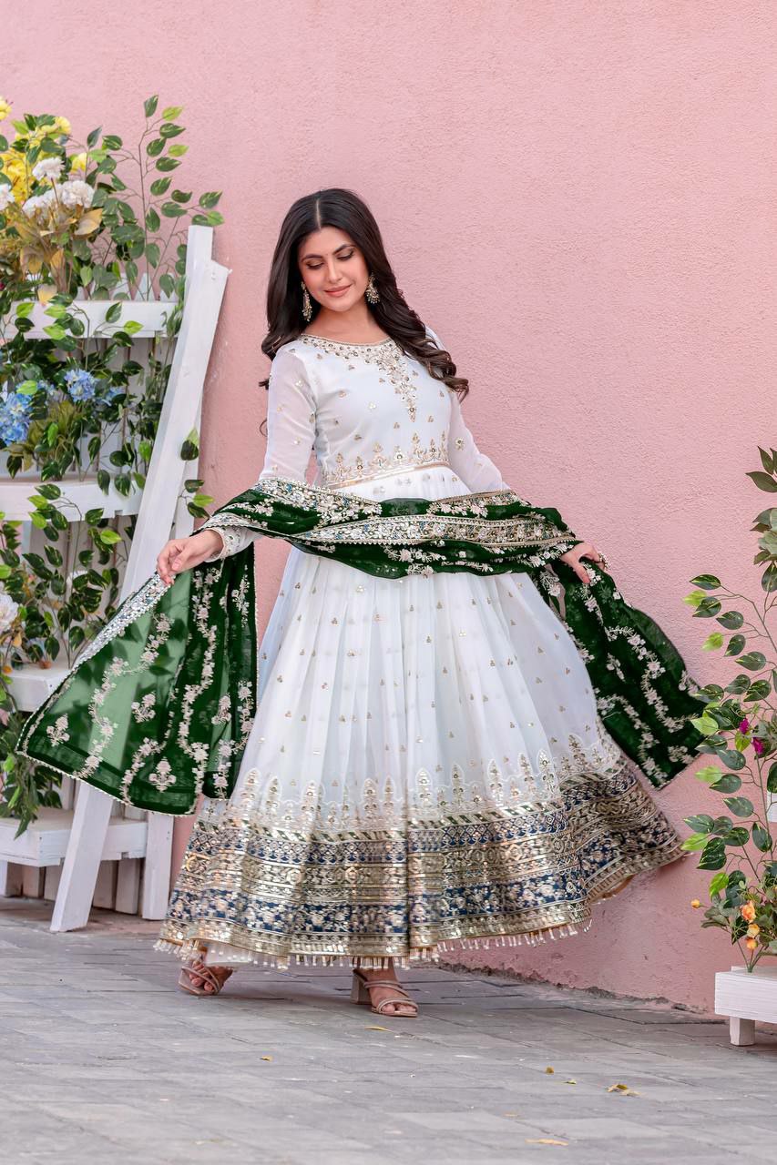 Prazu Fashion Off White Georgette Embroidered Anarkali Suit