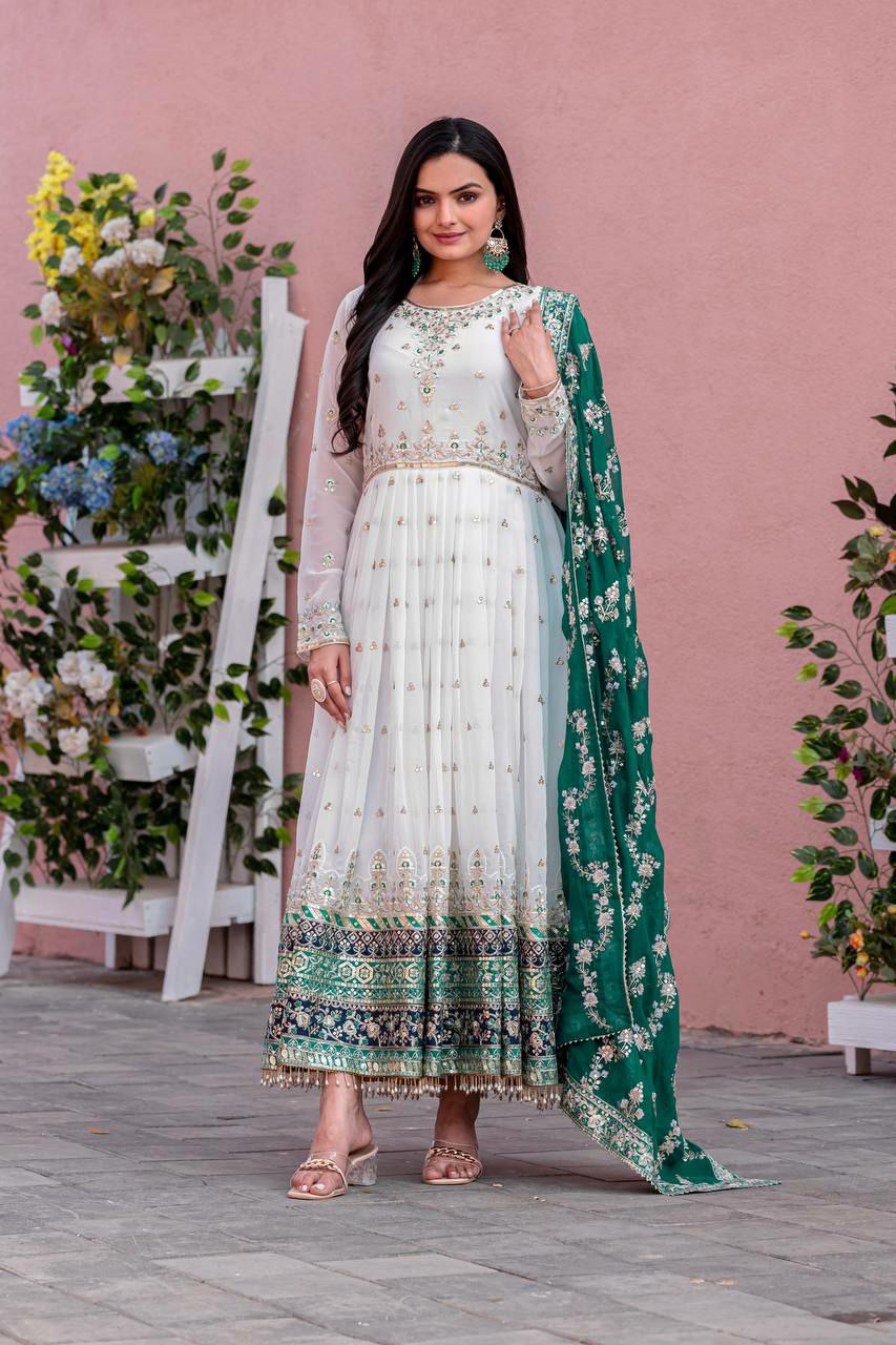 Prazu Fashion Off White Georgette Embroidered Anarkali Suit