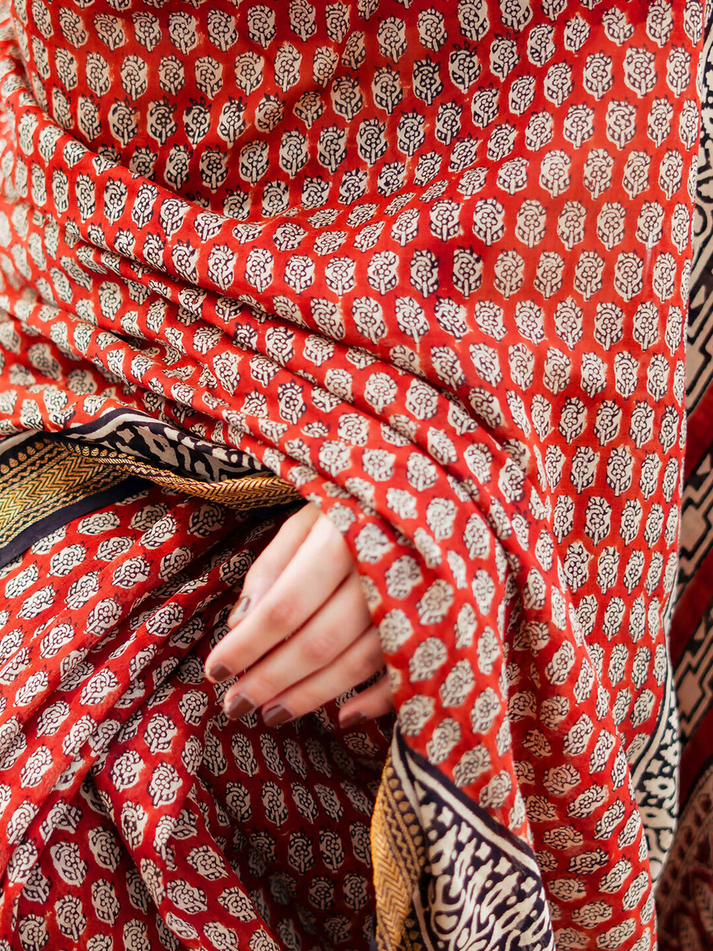 Zibaa Hand-Blocked Pure Maheshwari Silk Red Saree - Small Motifs