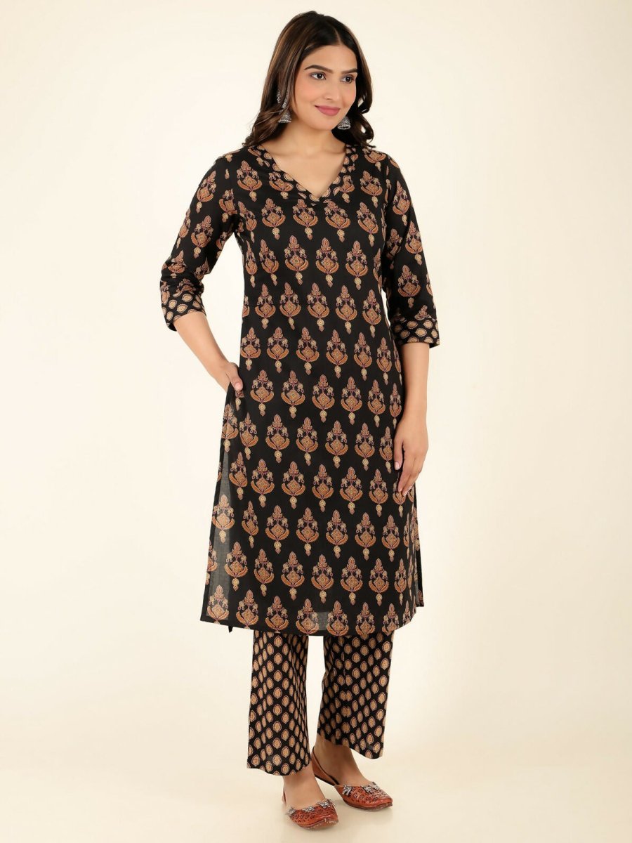 Aramya Black Soft Cotton Floral Print Straight Kurta Pant Set for Women